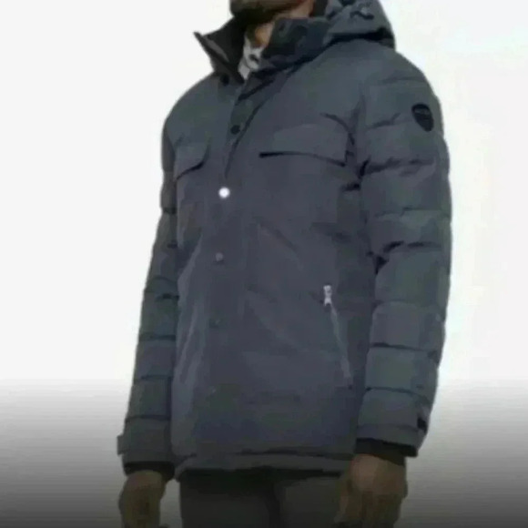 Pujar Canada Down coat